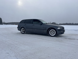 M: BMW320d 110kw (4 foto / 5)