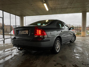 2001 Volvo S60 (3 foto / 9)
