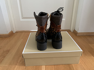 Naiste saapad Michael Kors (3 foto / 9)