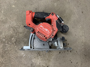 Ketassaag Milwaukee CCS 55 (1 foto / 3)