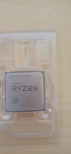 AMD Ryzen 5 5600 X (1 фото из 1)