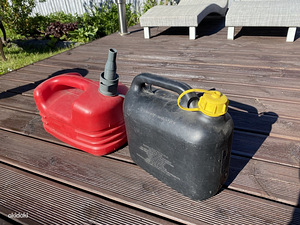 2x5 L kanister (1 foto / 1)