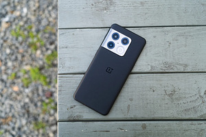 OnePlus 10 Pro (256GB/12GB) + OnePlus buds pro (must) (1 foto / 3)
