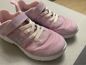 Skechers 34 (2 foto / 2)