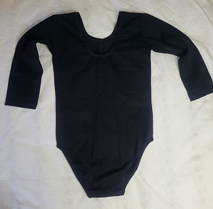Uus võimlemistrikoo 122–128 cm (2 foto / 2)