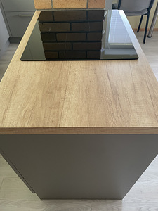 Köögisaar koos ahju ja pliidiga, kubu, väike laud (2 foto / 4)