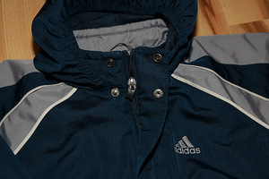 Adidas куртка (2 фото из 2)
