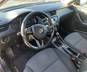 Skoda Octavia hästi hooldatud ja väga heas korras 199000km (8 foto / 12)