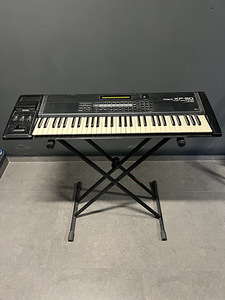 Süntesaator Roland XP-50, heas korras (1 foto / 1)