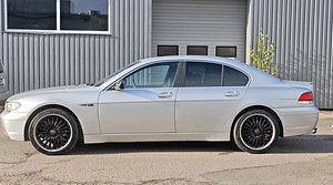 Müüa BMW E65 745i (8 foto / 14)