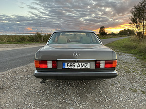Mercedes-Benz 280SE (3 foto / 9)