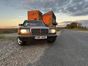 Mercedes-Benz 280SE (6 foto / 9)