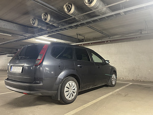 Ford Focus 2.0 107kw 2007 automaat (5 foto / 10)
