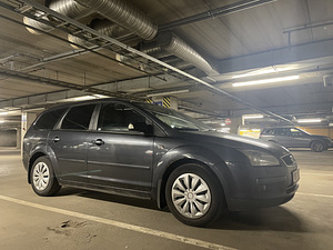 Ford Focus 2.0 107kw 2007 automaat (6 foto / 10)