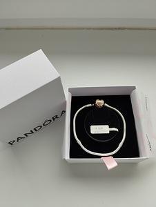 Pandora браслет (1 фото из 2)