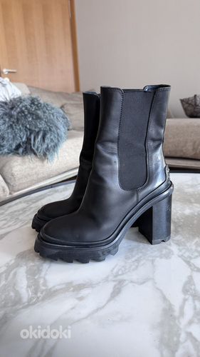 Naiste saapad TOD’S, suurus 38