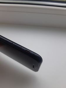 iPhone SE 2020 256 GB must. (6 foto / 7)