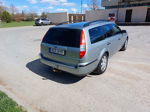 Ford Mondeo 1,8 81 kw 2007 (3 foto / 9)