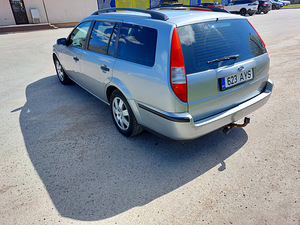Ford Mondeo 1,8 81 kw 2007 (4 foto / 9)