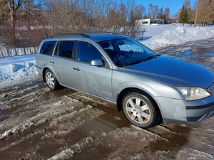 Ford Mondeo Turnier (1 foto / 10)