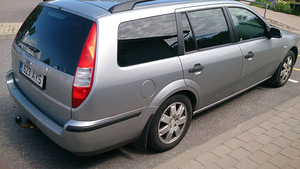 Ford Mondeo 1,8 81 kw 2007 (4 foto / 8)