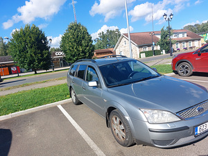 Ford Mondeo 1,8 81 kw 2007 (1 foto / 11)