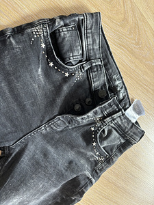 Guess teksased s 12 (5 foto / 5)
