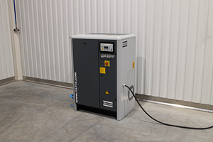 KRUVIKOMPRESSOR ATLAS COPCO GA 10 FF (4 foto / 9)
