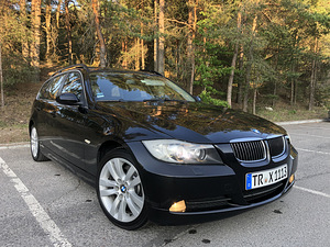 BMW 325D Touring 2007 (7 foto / 12)