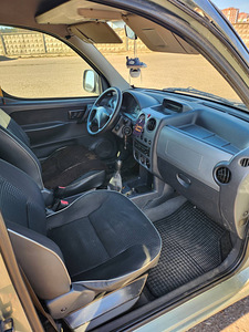 Peugeot Partner 5 kohta 2007 aasta 1.6 diisel (5 foto / 7)