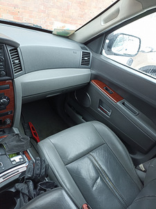 JEEP GRAND CHEROKEE 3.0 160kW 4x4 (6 foto / 8)
