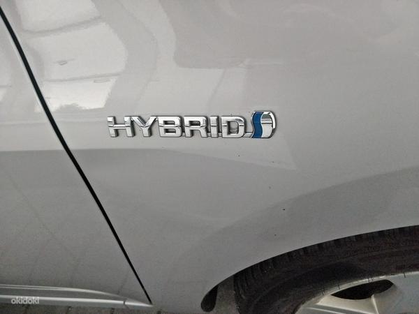 Toyota auris 1.8 hybrid 73kw (foto #9)