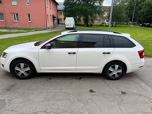 Skoda Octavia 2016-2017 rent+väljaostmise võimalus (4 foto / 10)