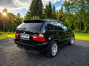 BMW X5 2.9 135KW REGTASU MASKTUD (1 foto / 6)