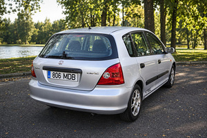 Honda civic 1.6 automaat LPG REGTASU MAKSTUD (1 foto / 3)