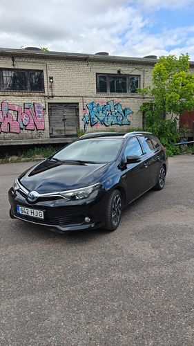 Toyota Auris hübriid LPG 1.7 73kw