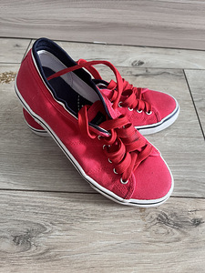 Кеды TommyHilfiger р.36
