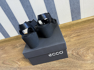 ECCO Freja Wedge Sandal (38) (4 foto / 4)