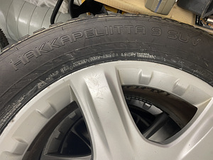Mercedes-Benz 275/55/19 nokian hakkapelita 9 (4 foto / 5)