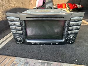 Mercedes w211/w219 (2 foto / 5)