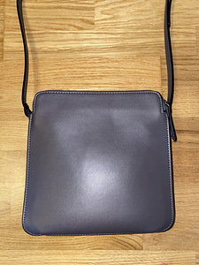 Fiorelli crossbody сумка (3 фото из 3)