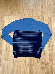 Свитер levis, M (3 фото из 3)