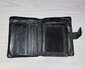 Pepe Jeans nahast rahakott (4 foto / 5)