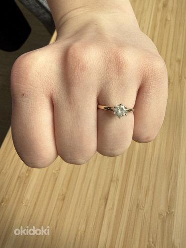 Kuld sõrmus loodusliku teemantidega 0.61ct!!!