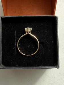 Kuld sõrmus loodusliku teemantidega 0.61ct!!! (7 foto / 10)