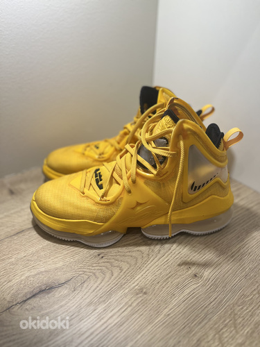 Кроссовки Nike Lebron xix, размер № 42, США 8,5 (фото #4)