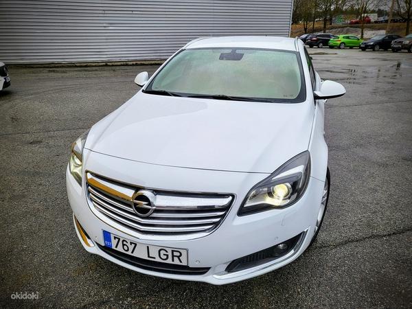Opel Insignia SPORTS TOURER SW 2.0 ECOTec 120kW (foto #1)