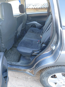 M/V Mitsubishi outlander. (6 foto / 8)