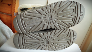S.40(26sm)-UGG BAILEY BOW SNAKE Print-uued- (9 foto / 10)