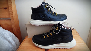 S.39(stm 25sm)-nahast HELLY HANSEN Forest EVO. (4 foto / 10)
